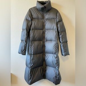 Lis Lareida Goose Down Coat with Detachable Hood